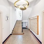 Days - One-bedroom With Netflix In Holesovice Apartmán