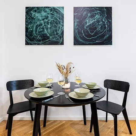 Prague Days - One-Bedroom Apartment With Smart Tv In Holesovice Apartmán Praha