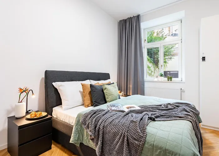 Days - One-bedroom With Netflix In Holesovice Апартаменты Прага